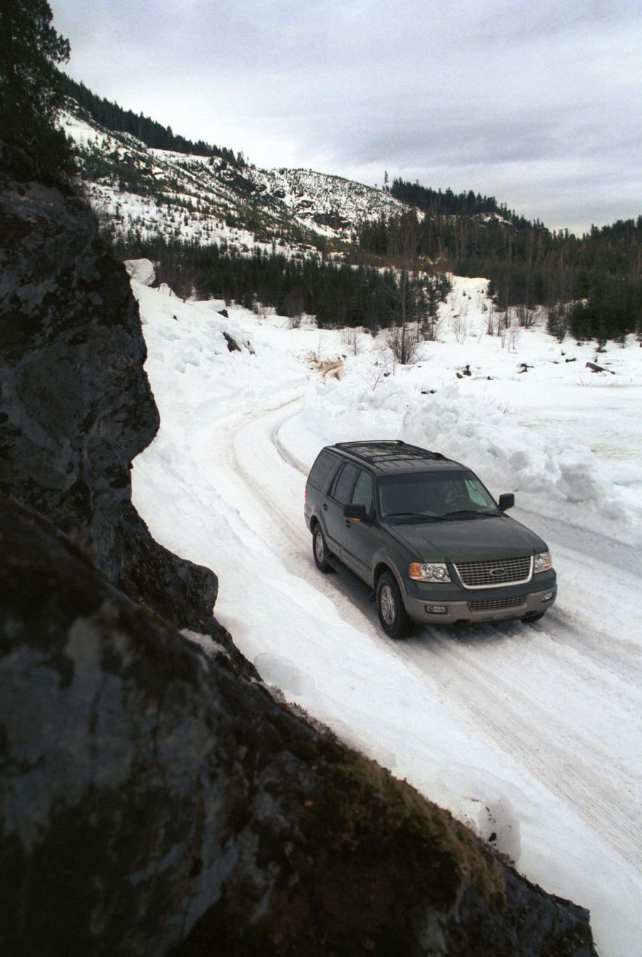  Ford Expedition 2003 года  (фото 44 из 169)